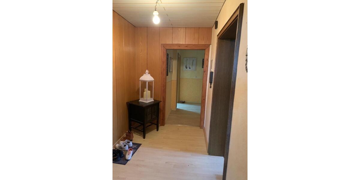 Dachgeschoßwohnung Aerzen - 4 Zimmer, 110 m&sup2;, 610&euro; | Angebot:26412721