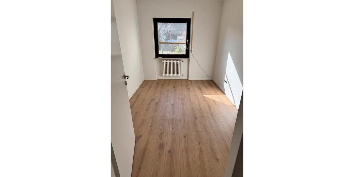 Erdgeschoßwohnung Freiburg im Breisgau Munzingen - 2 Zimmer, 125 m&sup2;, 1.500&euro; | Angebot:24864795
