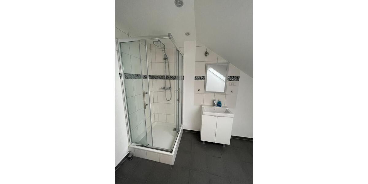 Dachgeschoßwohnung Oberkochen - 1 Zimmer, 30 m&sup2;, 632&euro; | Angebot:24421599