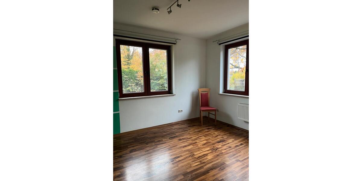 Wohnen auf Zeit Hamburg Altona - 8 Zimmer, 15 m&sup2;, 600&euro; | Angebot:25238918