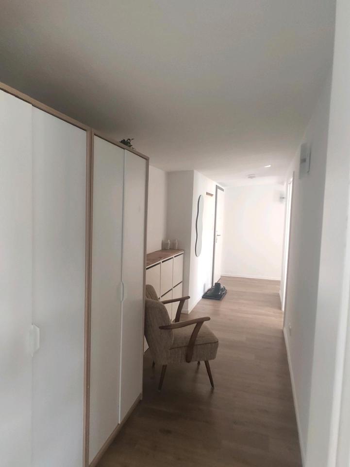 3-Zimmer-Dachgeschoßwohnung mit Südbalkon & EBK in Linden-Mitte