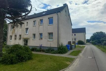 Wohnung Gülzow-Prüzen Prüzen - 3 Zimmer, 62 m&sup2;, 372&euro; | Angebot:25431921