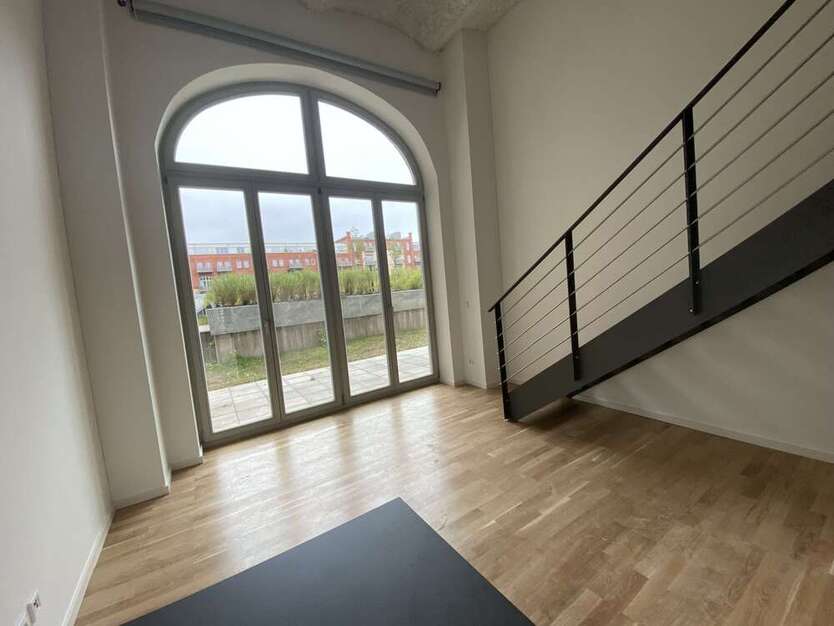 Wohnung zum Mieten in Berlin 876,55 € 36.72 m²