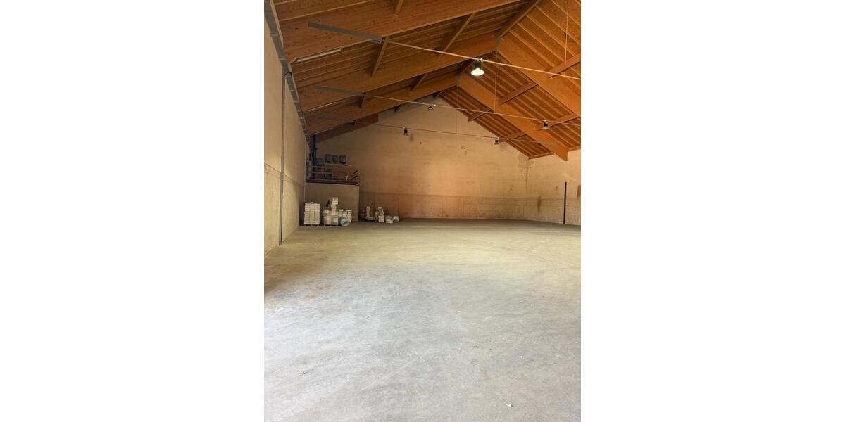 800 m2 Lager - Gewerbehalle in Leiblfing zimmer