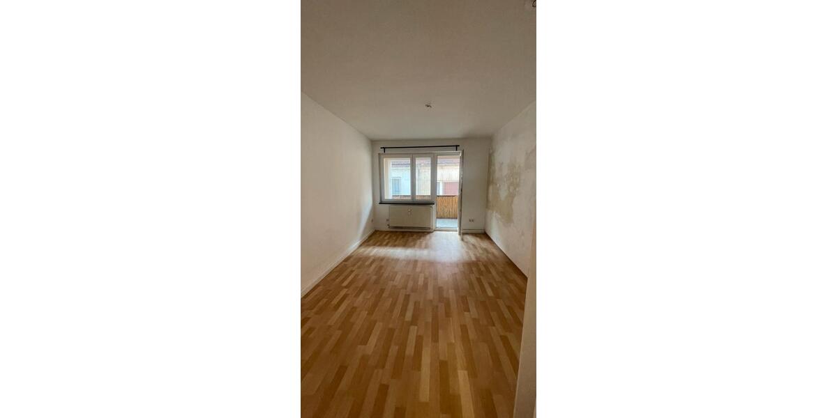 Etagenwohnung Würzburg - 3 Zimmer, 82 m&sup2;, 895&euro; | Angebot:25990545