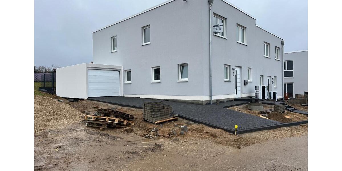 Doppelhaushälfte Bad Münstereifel - 5 Zimmer, 152 m&sup2;, 1.600&euro; | Angebot:25178448