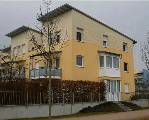 Moderne 3-Zimmer-Wohnung mit Balkon in Poing 3 zimmer