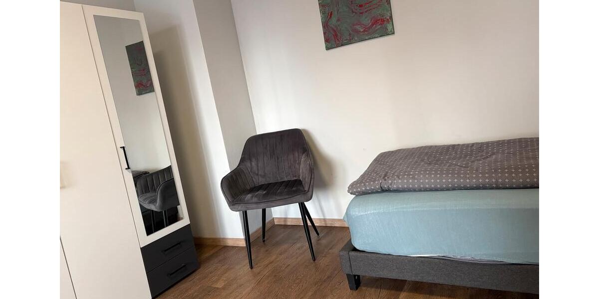 Wohnen auf Zeit Schlangen - 4 Zimmer, 80 m&sup2;, 20&euro; | Angebot:26074072