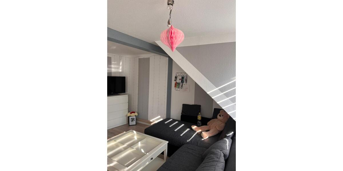 Dachgeschoßwohnung Einbeck - 2.5 Zimmer, 50 m&sup2;, 500&euro; | Angebot:26603475