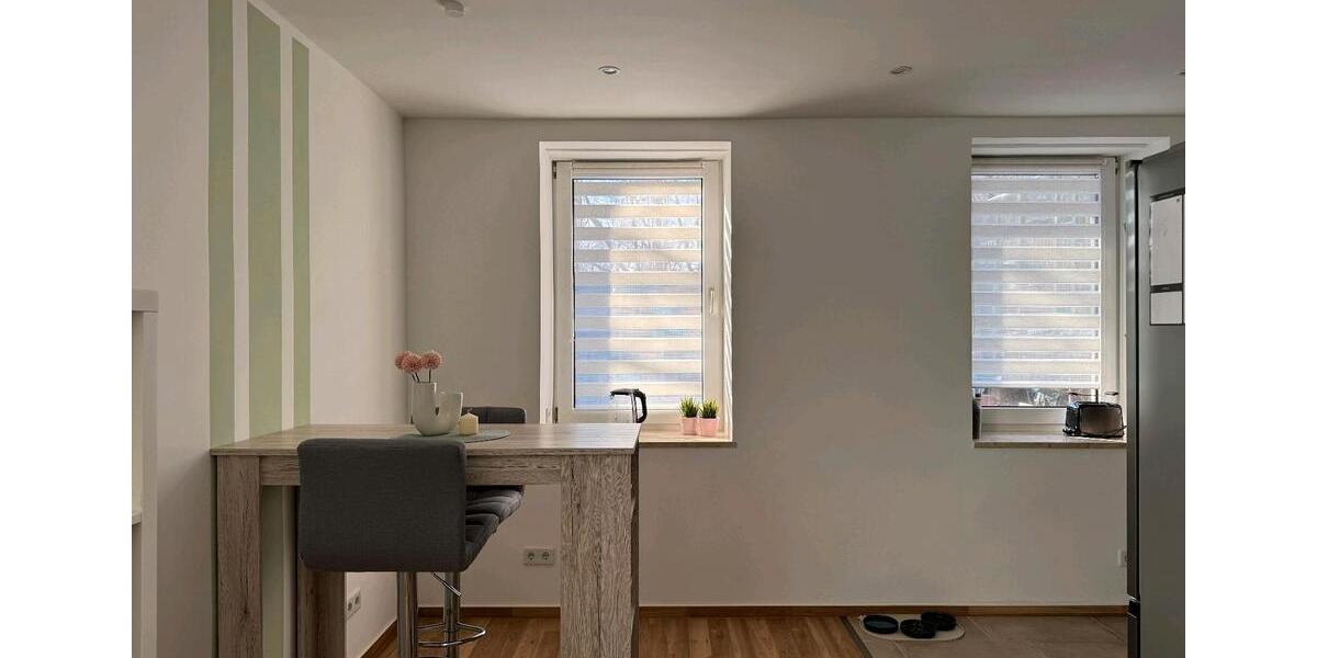 Erdgeschoßwohnung Lauter-Bernsbach Bernsbach - 2 Zimmer, 53 m&sup2;, 280&euro; | Angebot:25901699