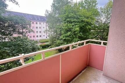 Wohnung Zwickau Pölbitz - 3 Zimmer, 70 m&sup2;, 435&euro; | Angebot:26826667
