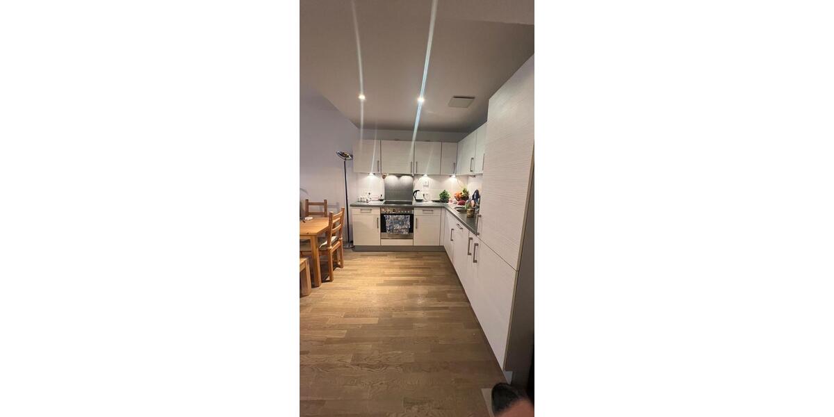 Erdgeschoßwohnung Hamburg Eimsbüttel - 2 Zimmer, 70 m&sup2;, 1.600&euro; | Angebot:24377746