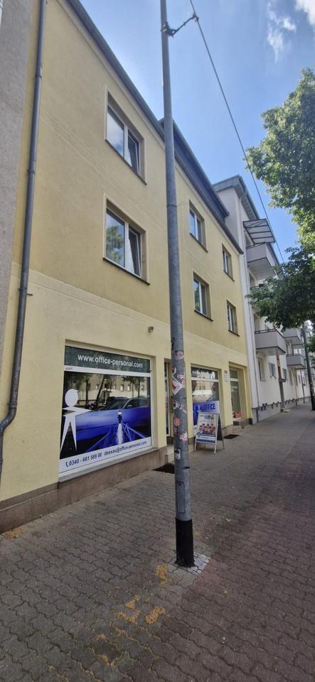 ! Dessau - Mitte - Bürofläche im Erdgeschoss - AB SOFORT ! F125