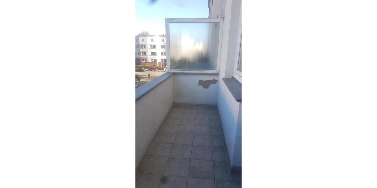 Etagenwohnung Rostock Hansaviertel - 3 Zimmer, 75 m&sup2;, 740&euro; | Angebot:26231089