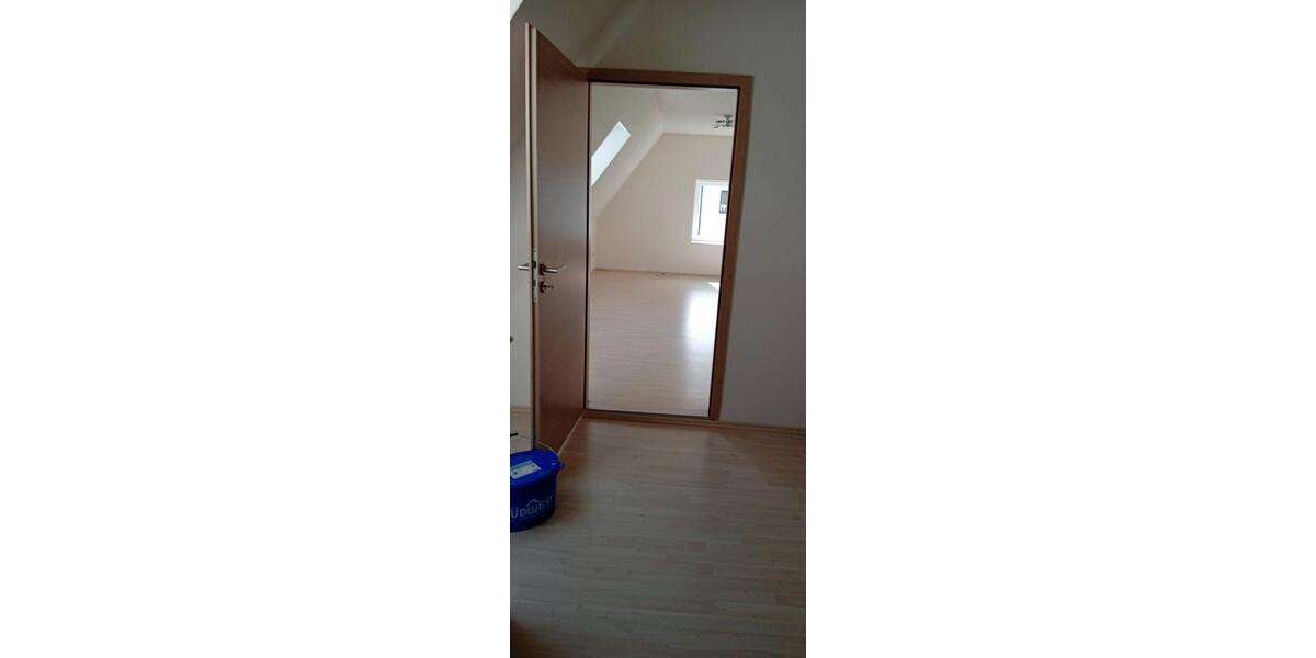 Dachgeschoßwohnung Monheim - 1.5 Zimmer, 51 m&sup2;, 520&euro; | Angebot:26648172