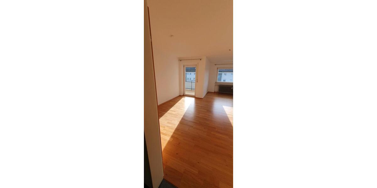 Etagenwohnung Giengen an der Brenz - 2 Zimmer, 73 m&sup2;, 740&euro; | Angebot:26380286