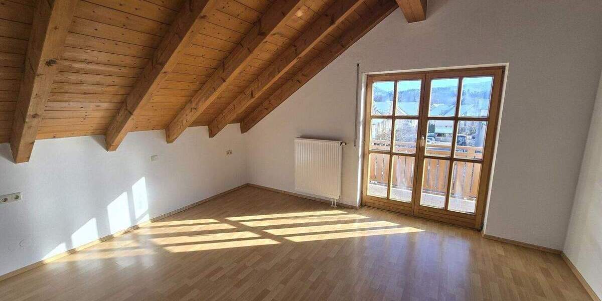 Ruhige 2 Zi.-Dachgeschosswohnung in Zentrumsnähe von Penzberg 2 zimmer