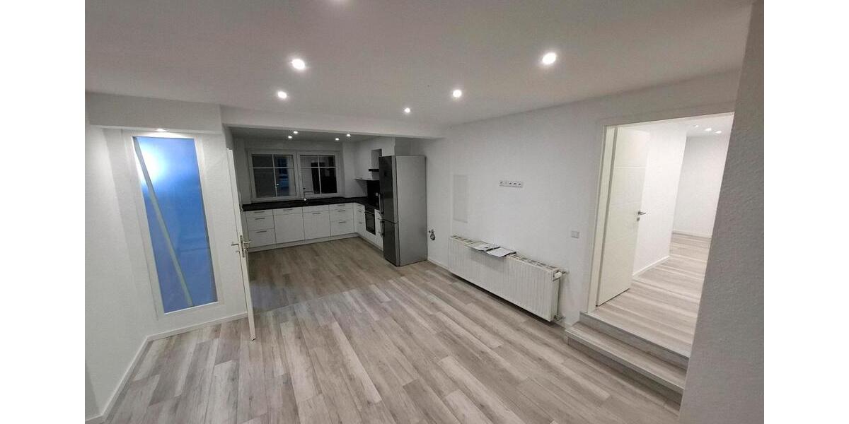 Erdgeschoßwohnung Kirn - 4 Zimmer, 125 m&sup2;, 875&euro; | Angebot:25965343