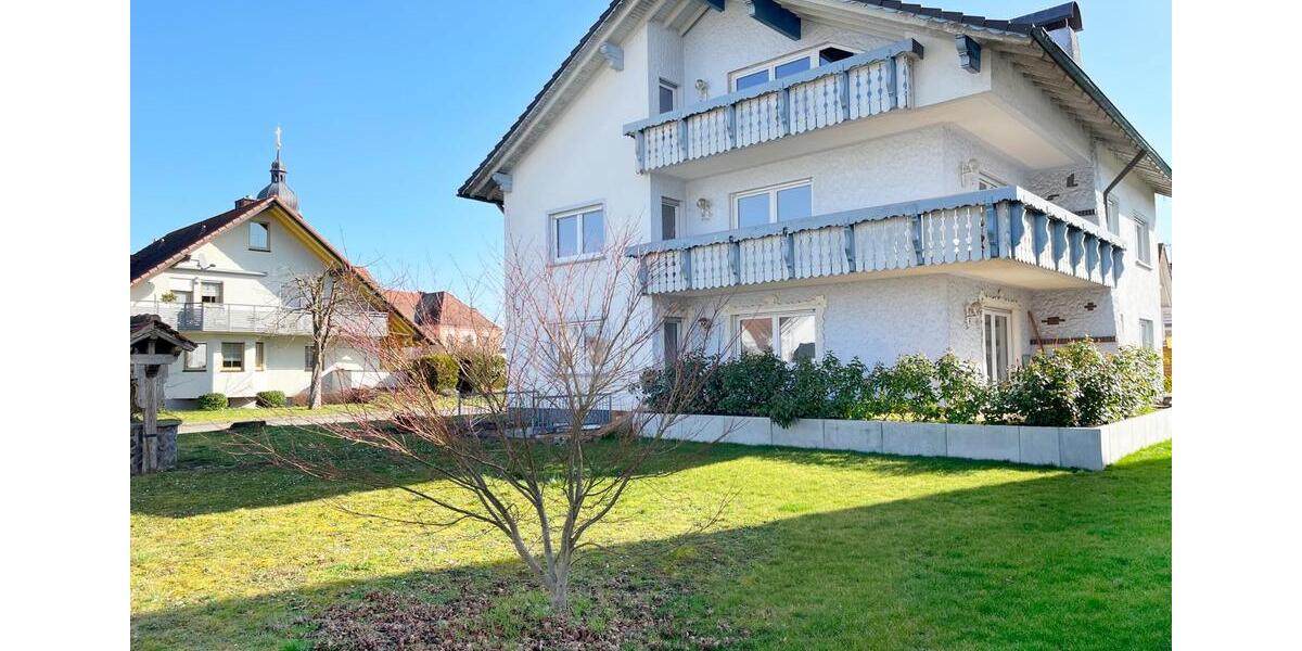 Erdgeschoßwohnung Rheinhausen - 4 Zimmer, 130 m&sup2;, 1.500&euro; | Angebot:25915744