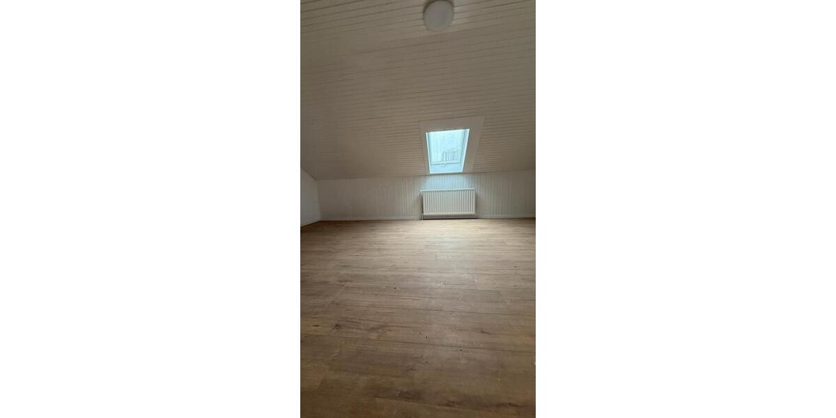 1 Zimmer Wohnung Dachgeschoss 1 zimmer