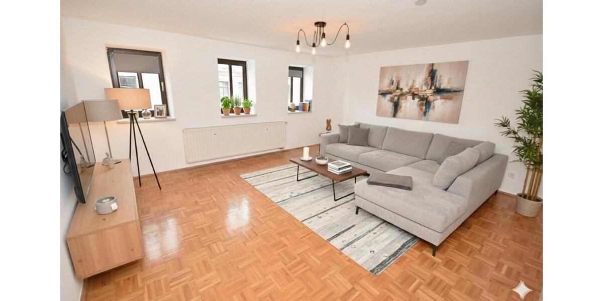 Etagenwohnung Rochlitz - 4 Zimmer, 98 m&sup2;, 725&euro; | Angebot:25366571