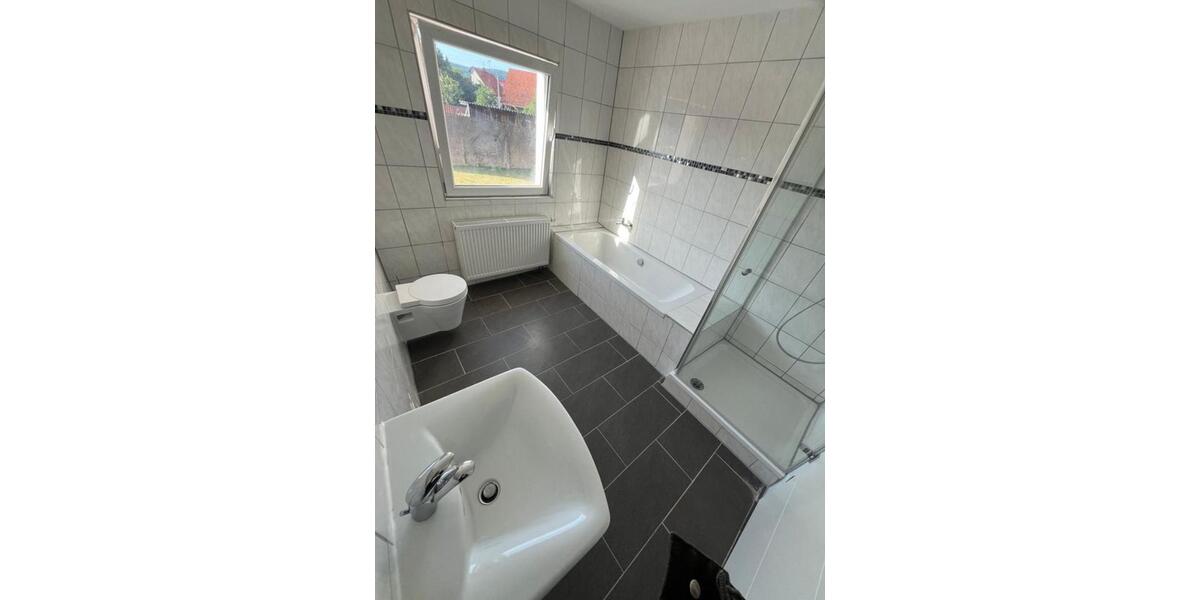 Einfamilienhaus Pfaffenhofen - 6 Zimmer, 200 m&sup2;, 1.750&euro; | Angebot:24700311