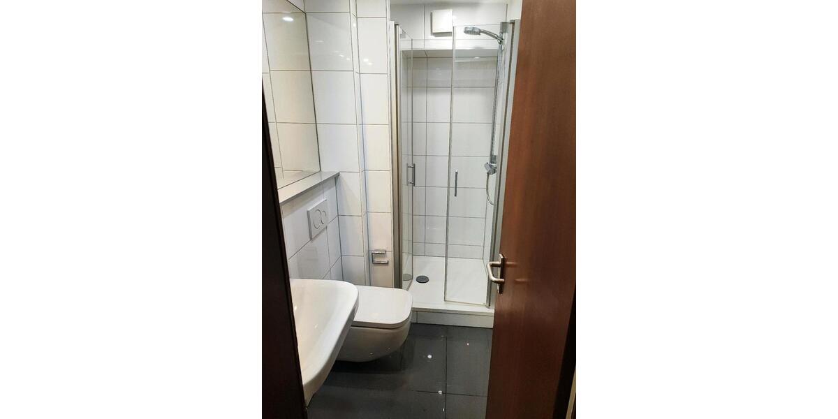 Etagenwohnung Düsseldorf Stadtbezirk 9 - 1 Zimmer, 20 m&sup2;, 600&euro; | Angebot:26512695