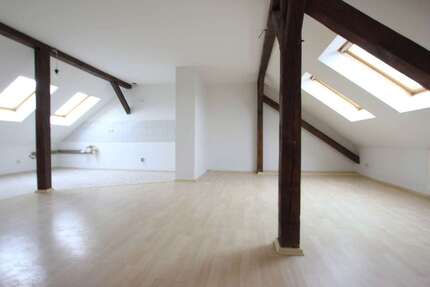 Wohnung Stendal - 4 Zimmer, 105 m&sup2;, 700&euro; | Angebot:27255562
