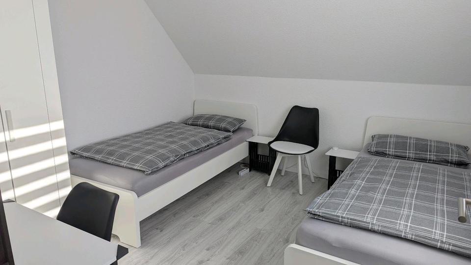 Wohnen auf Zeit Schloß Holte-Stukenbrock Stukenbrock - 4 Zimmer, 75 m&sup2;, 16&euro; | Angebot:23584967