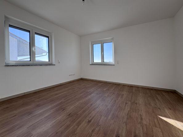 Gewerbeobjekt Pfakofen - 3.500&euro; | Angebot:22831276