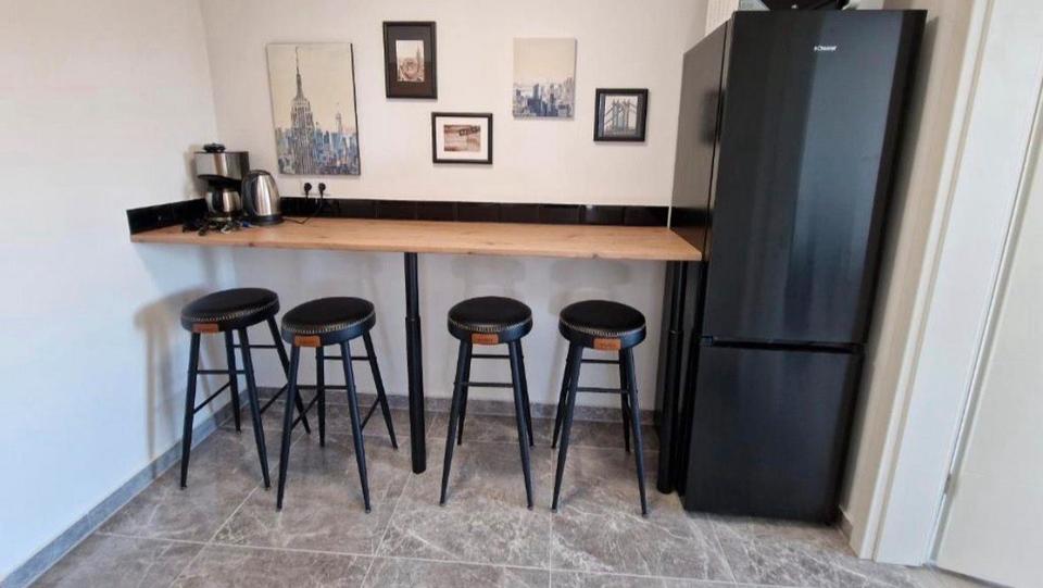 Möblierte Wohnung zur Monatsmiete – 5 Schlafplätze, Küche, Bad 3 zimmer