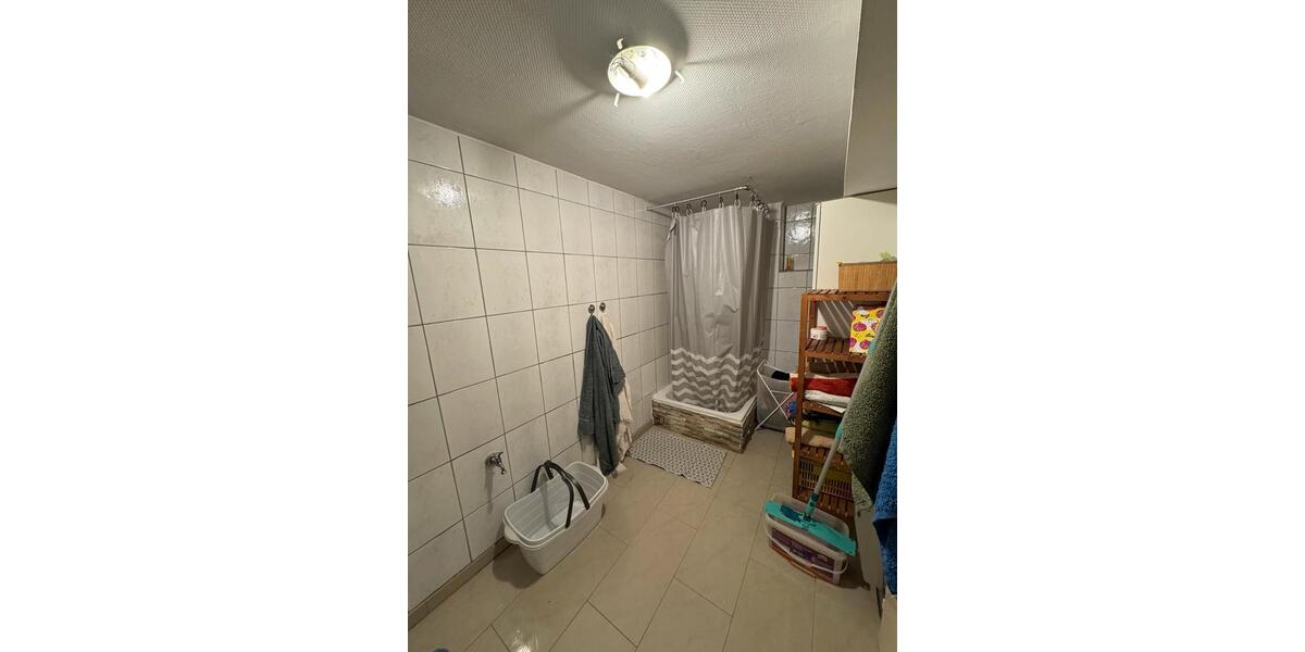 Etagenwohnung Remscheid - 3 Zimmer, 80 m&sup2;, 650&euro; | Angebot:26518342