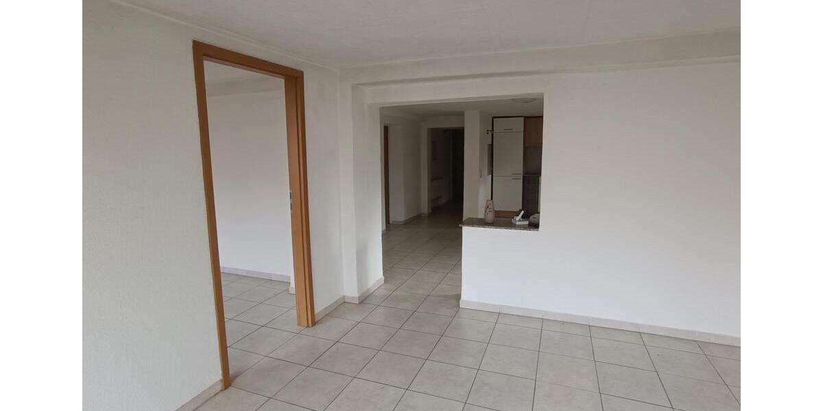 Erdgeschoßwohnung Illingen - 4 Zimmer, 80 m&sup2;, 680&euro; | Angebot:24836039