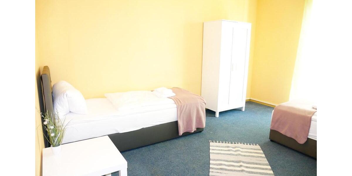 Wohnen auf Zeit Nittenau - 3 Zimmer, 90 m&sup2;, 98&euro; | Angebot:12400586