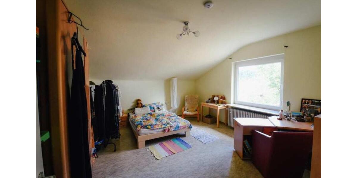 4 Zimmer Whg. (1.OG - 127m²) in Annweiler am Trifels zu vermieten 4 zimmer