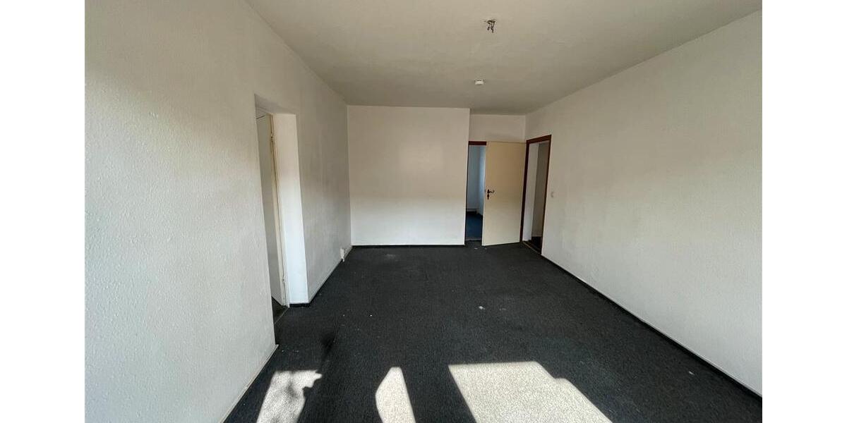 Etagenwohnung Elsterwerda - 3 Zimmer, 67 m&sup2;, 363&euro; | Angebot:19446267