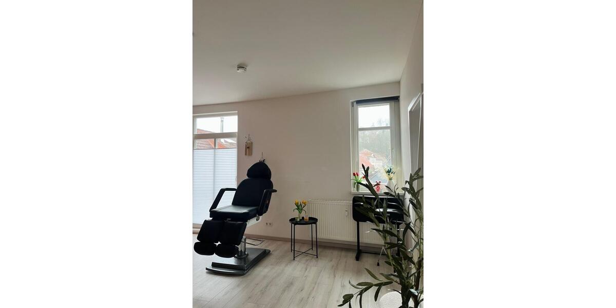 Etagenwohnung Ruhla - 1 Zimmer, 27 m&sup2;, 200&euro; | Angebot:24673516