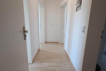 Wohnung Bremerhaven Mitte - 2 Zimmer, 48 m&sup2;, 450&euro; | Angebot:27642590
