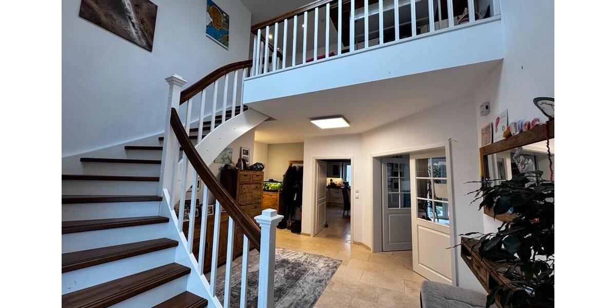 Einfamilienhaus Lehre - 3 Zimmer, 225 m&sup2;, 2.400&euro; | Angebot:25996872