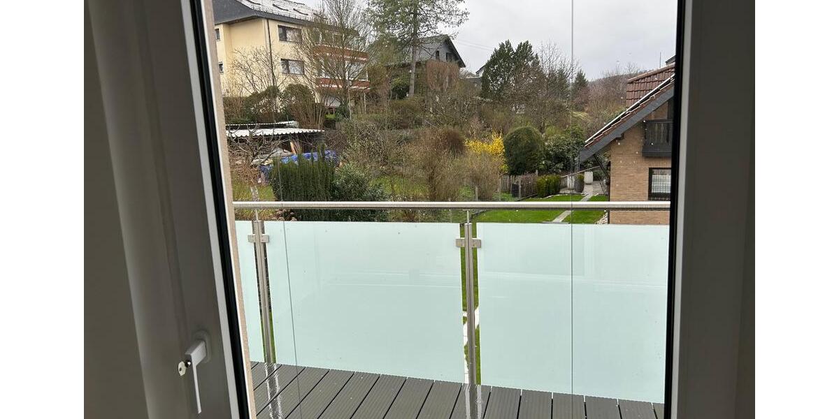 Dachgeschoßwohnung Siegen - 3 Zimmer, 64 m&sup2;, 680&euro; | Angebot:24886251