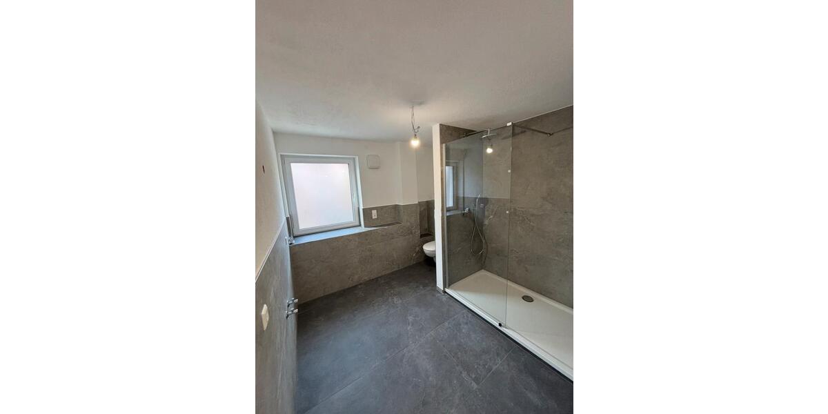 Etagenwohnung Fellbach Oeffingen - 2 Zimmer, 60 m&sup2;, 1.300&euro; | Angebot:24853821