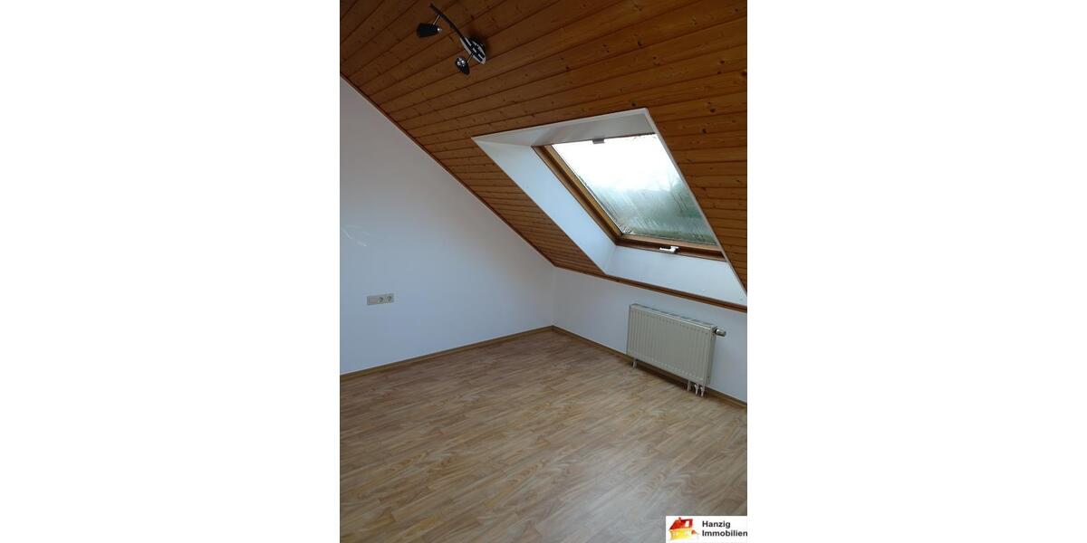 Reihenhaus Bielefeld Sennestadt - 6 Zimmer, 150 m&sup2;, 1.200&euro; | Angebot:24224367