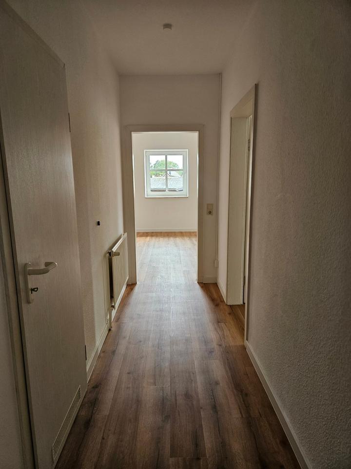 Große 2-Raum-Wohnung in Neundorf bei Staßfurt