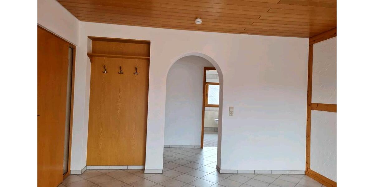 Dachgeschoßwohnung St. Johann - 3.5 Zimmer, 82 m&sup2;, 800&euro; | Angebot:26414201