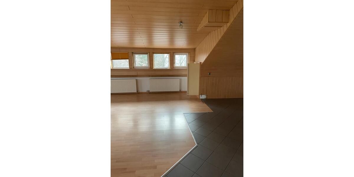 Dachgeschoßwohnung Bad Kreuznach Bad Münster am Stein-Ebernburg - 3 Zimmer, 86 m&sup2;, 650&euro; | Angebot:24631841