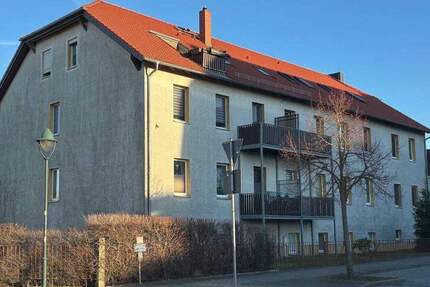 Wohnung Strehla - 2 Zimmer, 47 m&sup2;, 300&euro; | Angebot:25688443