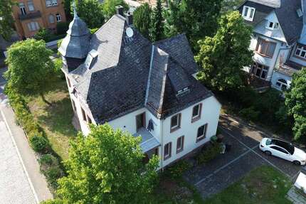 Haus zum Mieten in Bensheim Auerbach 3.800 € 330 m² 9 zimmer