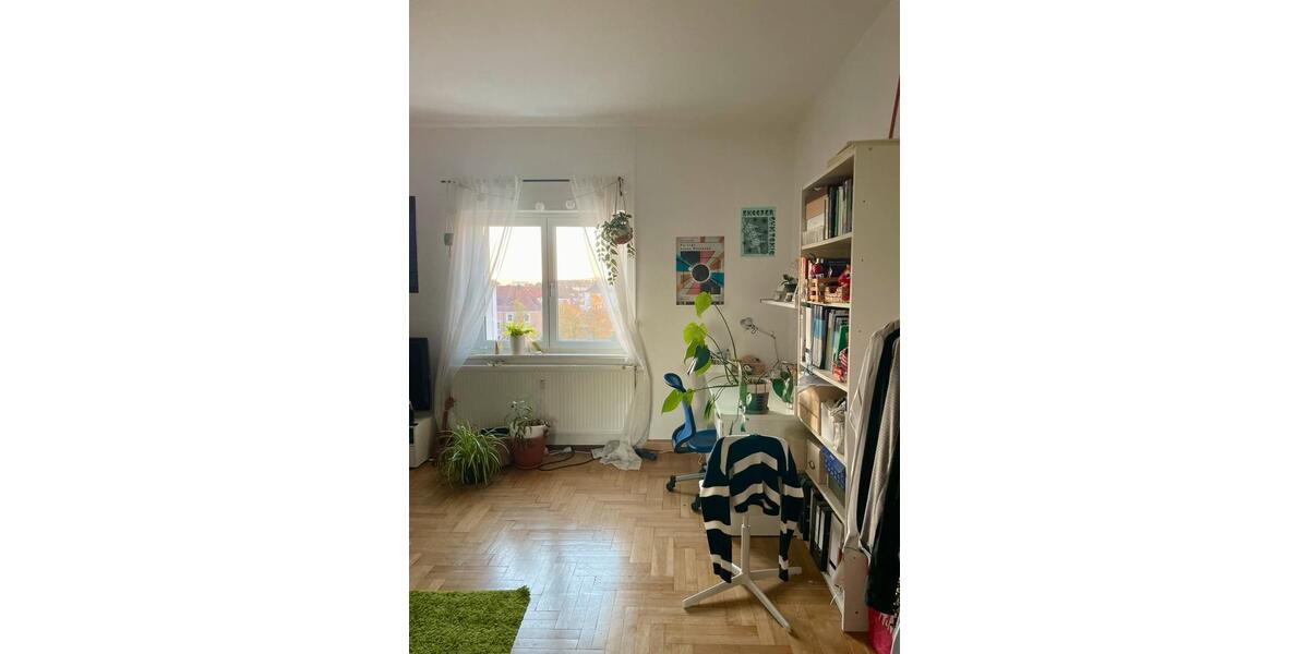 Möbliertes WG Zimmer in Würzburg zur Untermiete MärzApril zimmer