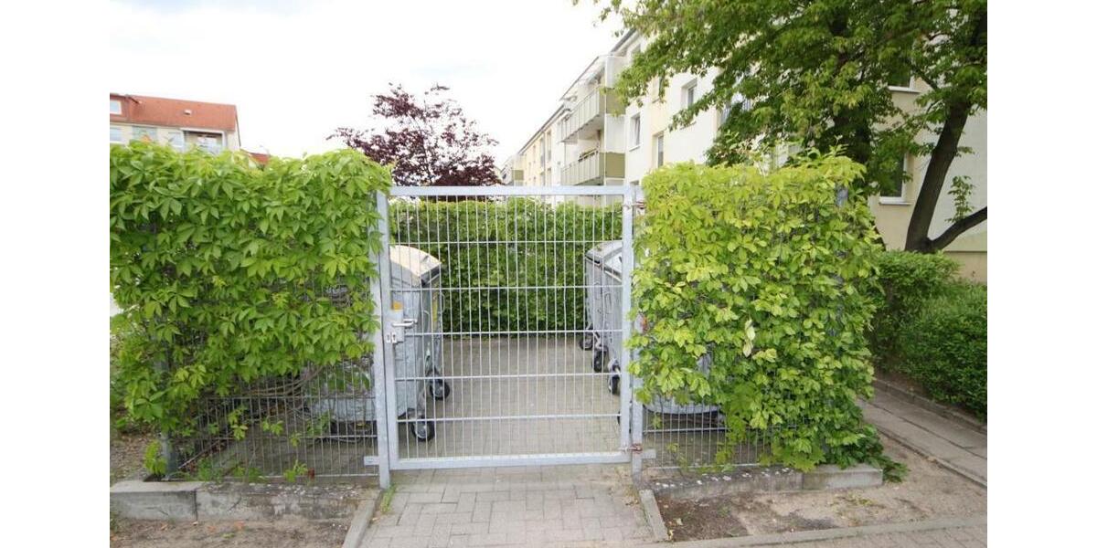 Etagenwohnung Neubrandenburg - 3 Zimmer, 53 m&sup2;, 349&euro; | Angebot:25791132