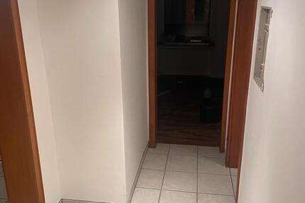 Renovierte DG-Wohnung in Randlage Kernstadt mit Balkon 3 zimmer